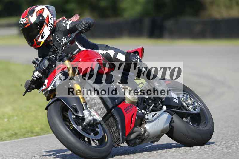 Archiv-2025/44 09.08.2025 Plüss Moto Sport ADR/Einsteiger/7-1